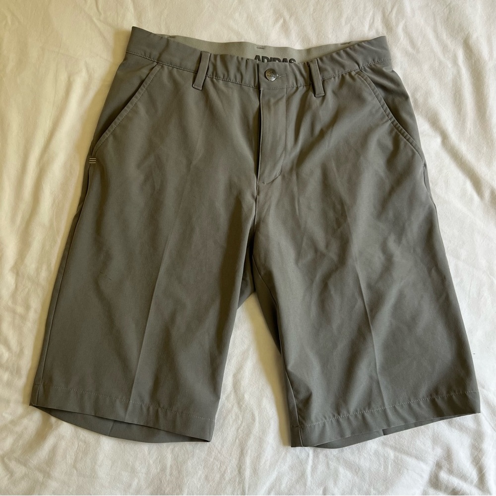 Men’s Adidas 10” Golf Shorts Gray Size 28